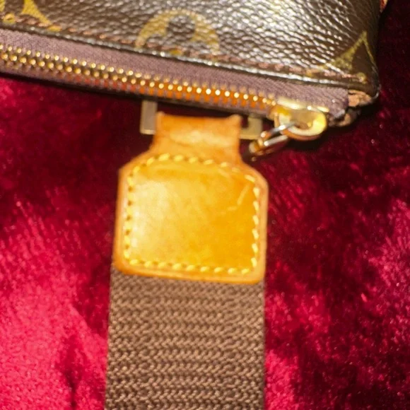 Louis Vuitton Brown Monogram Pochette Bosphore Crossbody Bag - Picture 5 of 12